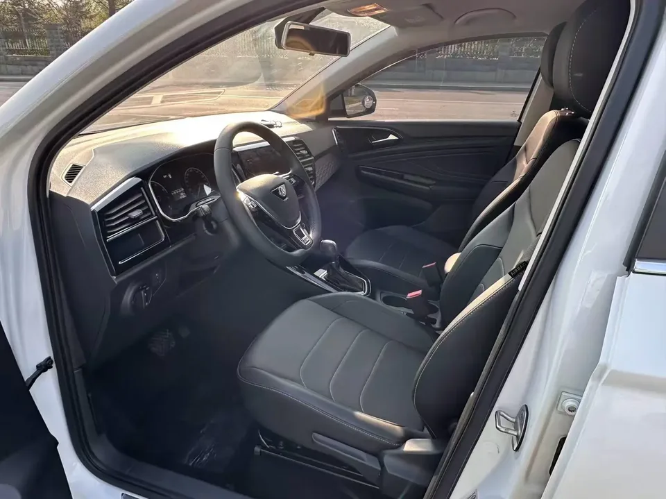 Jetta VS7 1.4T Automatic Progressive Edition Pro 2022 — миниатюра 5