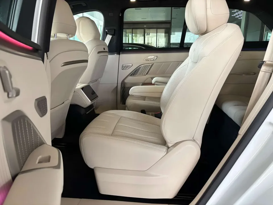 Ledao L90 L90 2025 Six-Seat Ultra+ 2025 — thumbnail 4