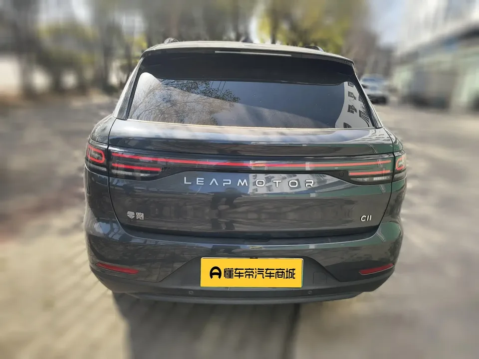 Leapmotor Zero running C11 Zero running C11 2023 500 Smart Edition 2023 — thumbnail 2