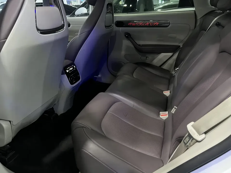 Leapmotor Zero running C11 Extended Range 285 Intelligent Edition 2023 — миниатюра 3