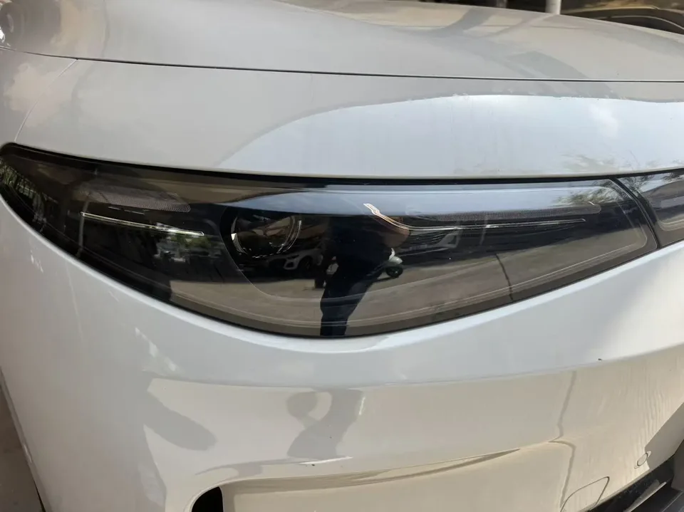 Leapmotor Zero running C10 Pure Electric 530 Smart Edition 2025 — миниатюра 5