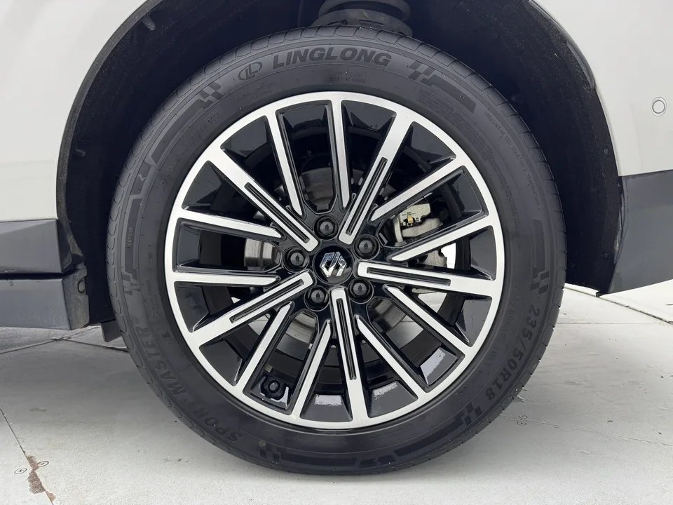 Leapmotor B10 2025