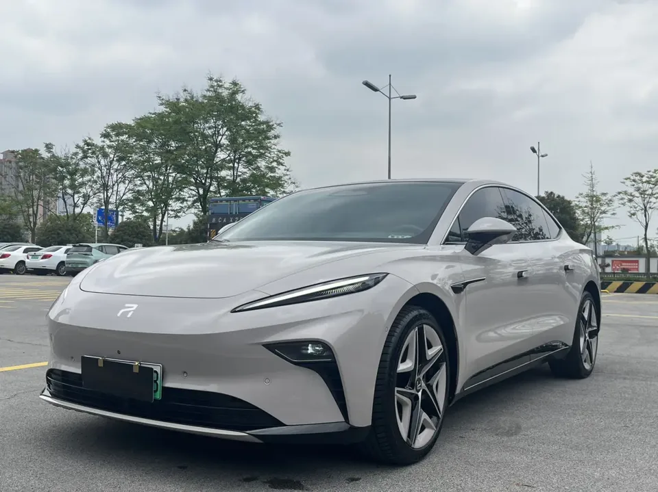 Rising Auto Feifan F7 2023