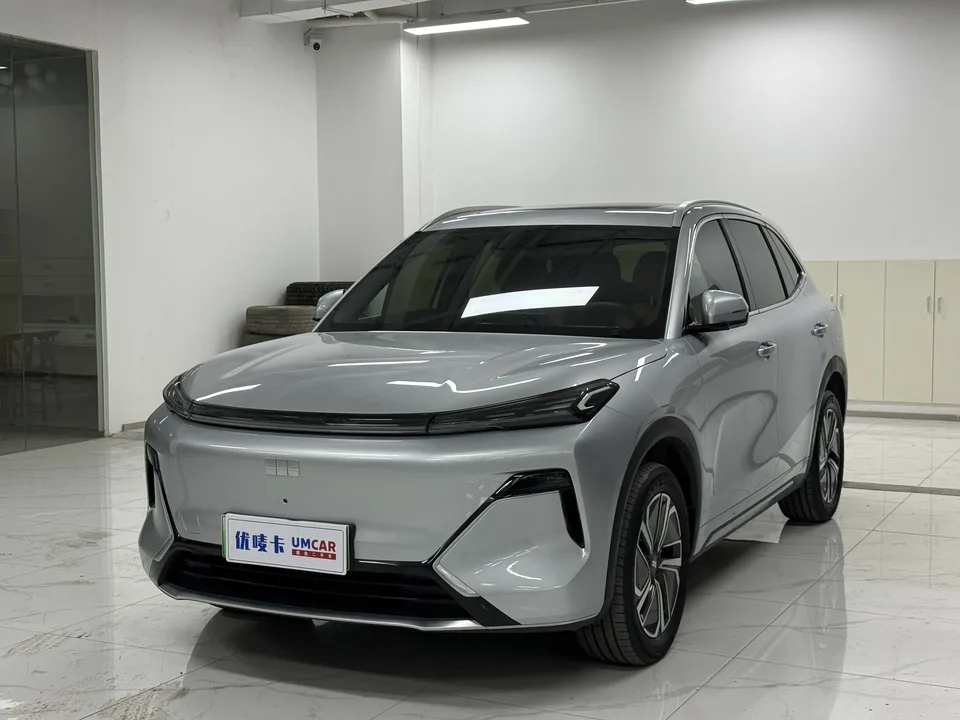 Geely Galaxy Starship 7 EM-i 2025