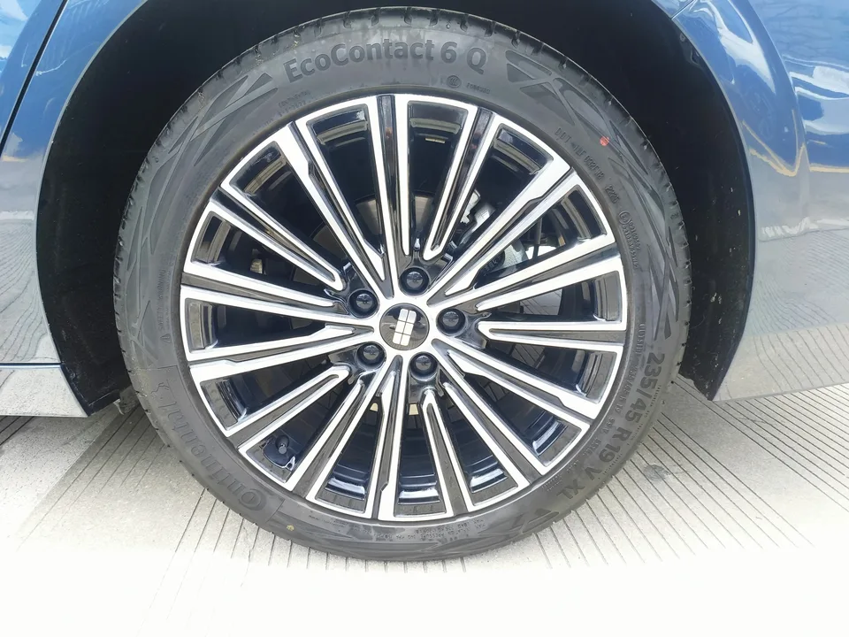 Geely Galaxy A7 EM 150km Premium Edition 2025 — миниатюра 3