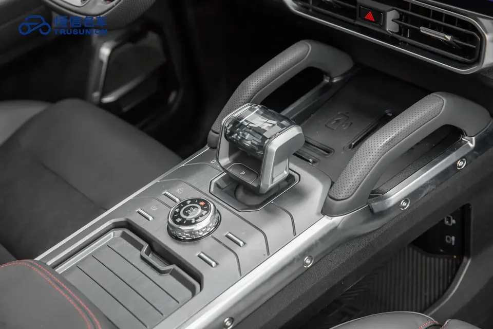 Jetour Jet Traveler 2.0TD 4WD Cross PRO+ 2024 — миниатюра 4