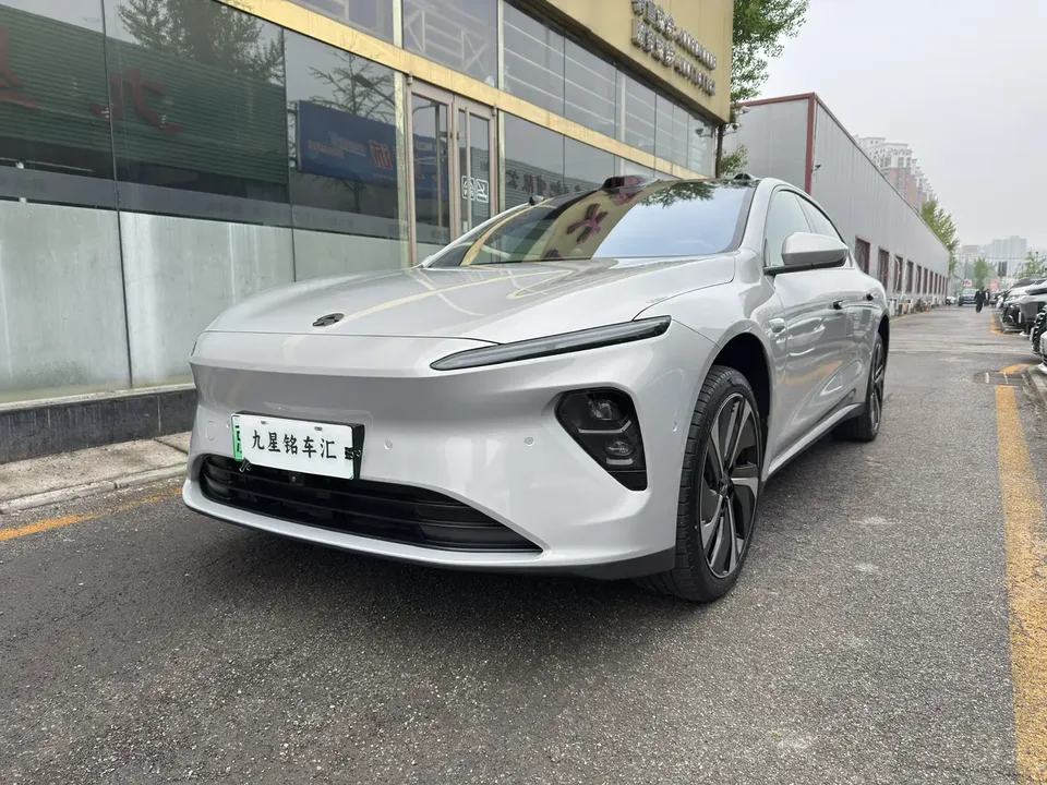 NIO ET7 ET7 2024 75kWh Executive Signature Edition 2024 — photo 1, buy with delivery to Moscow