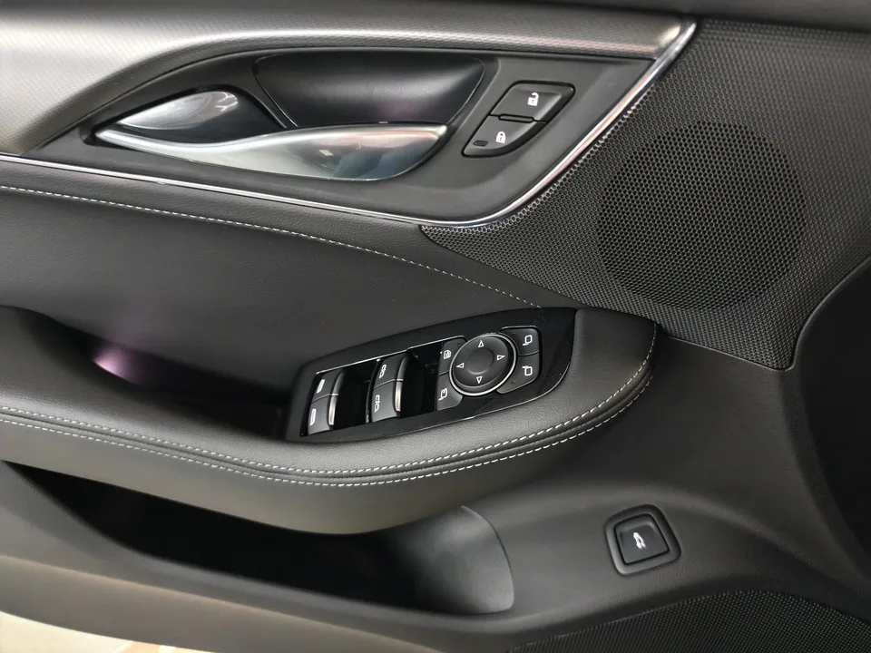 Cadillac CT5 28T Luxury Standard Edition 2023 — миниатюра 4