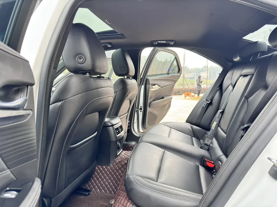Cadillac CT4 Cadillac CT4 2021 28T Fashion Model 2022 — миниатюра 3