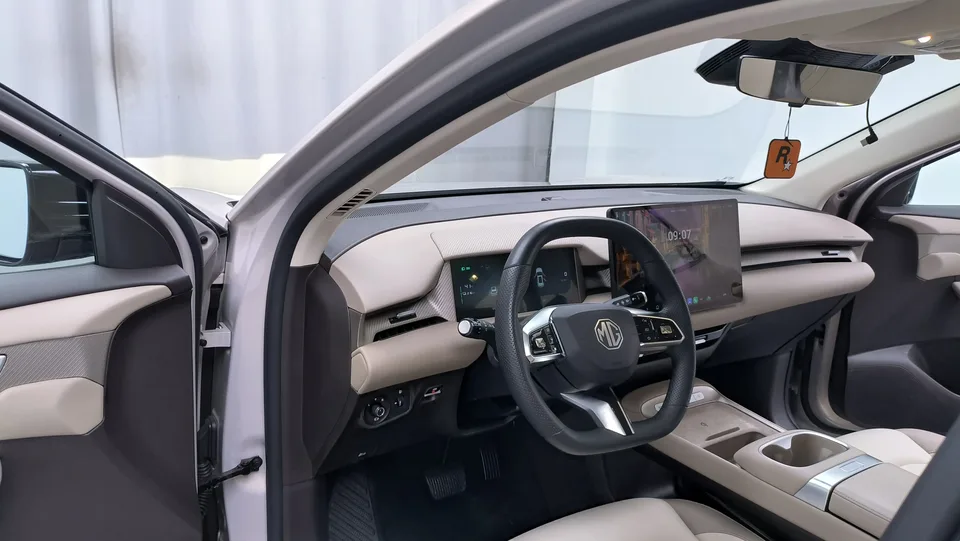 MG ES5 MG ES5 2025 525max RWD Intelligent Driving Edition 2024 — миниатюра 4