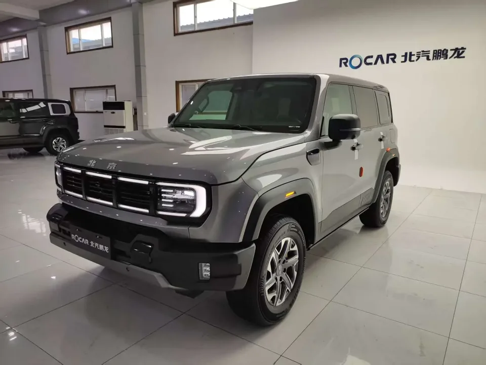 BAIC Beijing Off-road BJ40 Beijing Off-road BJ40 2024 City Hunter Edition 2.0T Automatic 4WD Knight Type 2024 — миниатюра 3