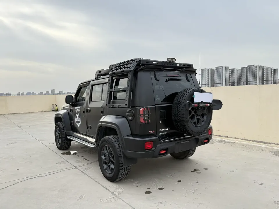 BAIC Beijing Off-road BJ40 2.0D Automatic 4WD Blade Hero Glory Edition 2024 — миниатюра 2
