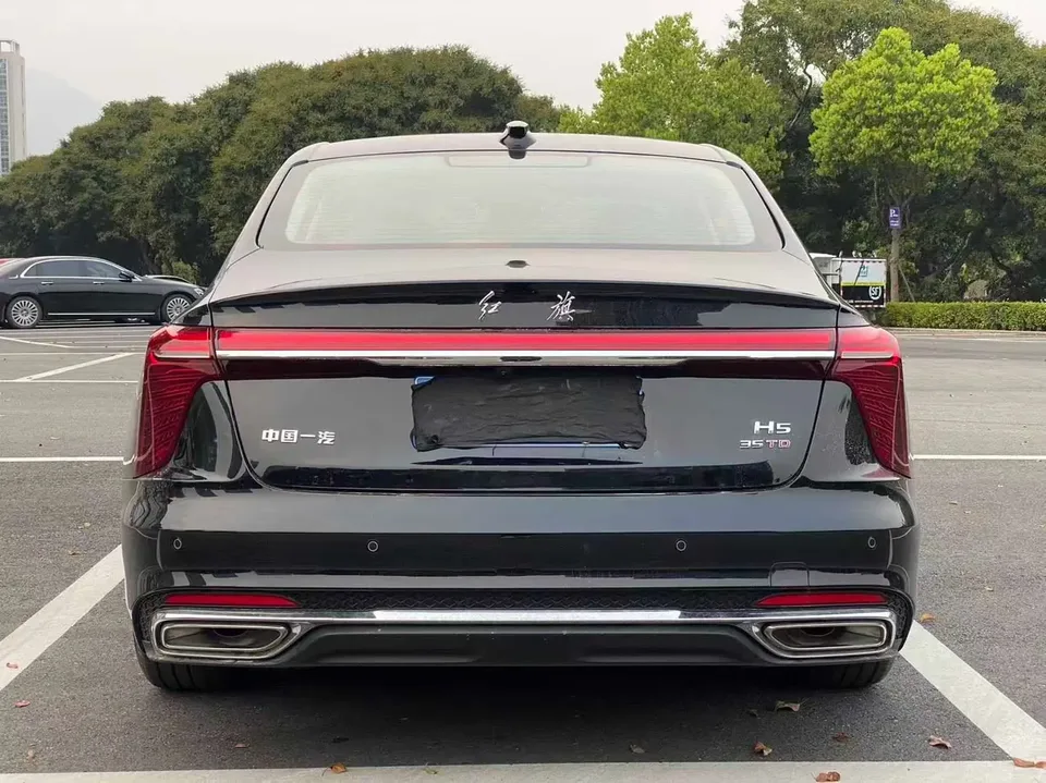 Hongqi H5 Hongqi H5 2023 1.5T DCT Zhilian Qiyun Edition 2023 — миниатюра 2