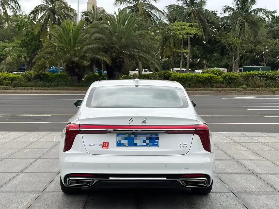Hongqi H5 Hongqi H5 2023 2.0T Automatic Intelligent Connection Flagship Chang Edition 2023 — миниатюра 2