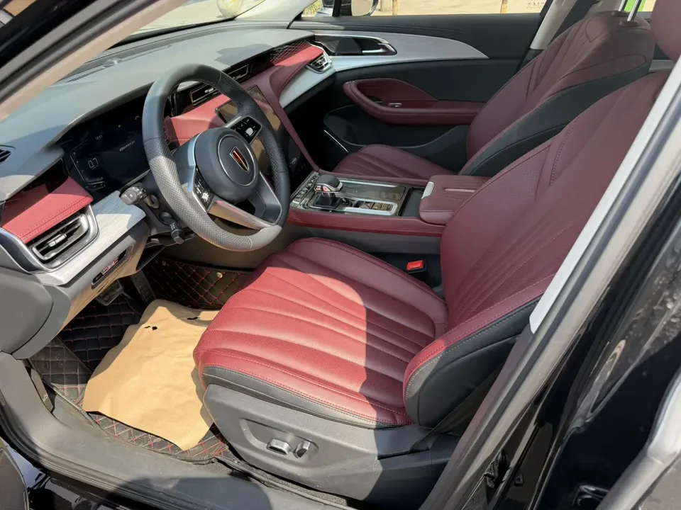 Hongqi H5 Hongqi H5 2025 1.5T DCT Flagship 500,000th Commemorative Edition 2025 — миниатюра 3