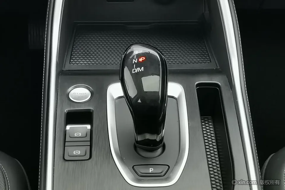 Haval H6 National Trend Edition 1.5T Automatic City Edition 2025 — миниатюра 3