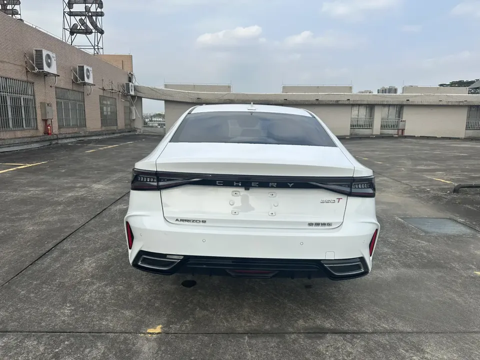 Chery Arrizo 8 1.6TGDI DCT Elegant 2023 — миниатюра 2