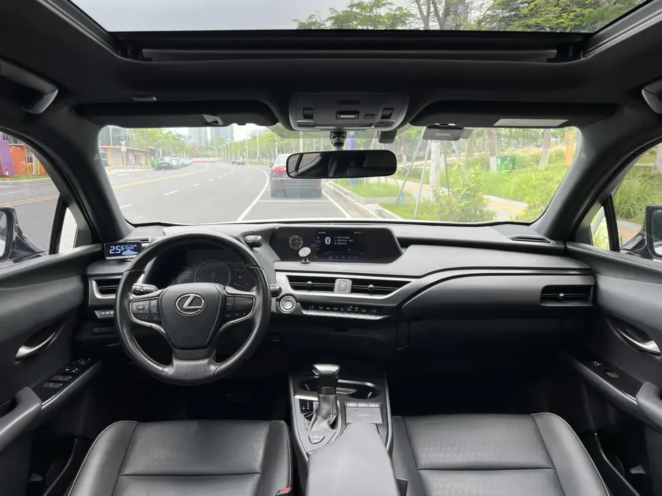 Lexus UX 200 Special Edition 2022 — миниатюра 5