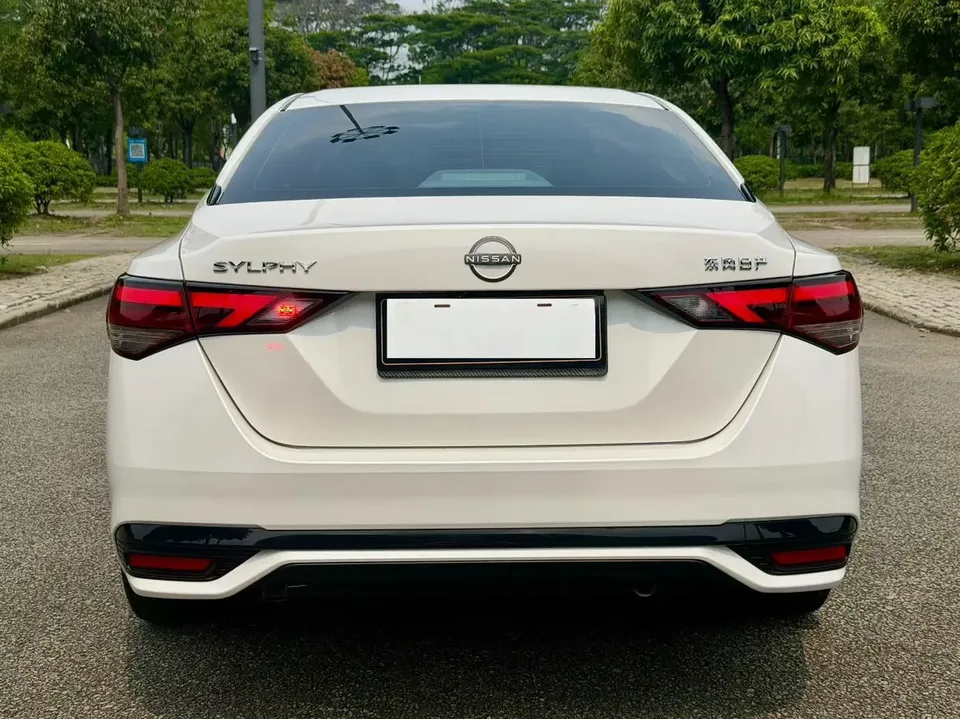 Nissan Sylphy Sylphy 2023 1.6L CVT Enjoy Edition 2023 — thumbnail 2