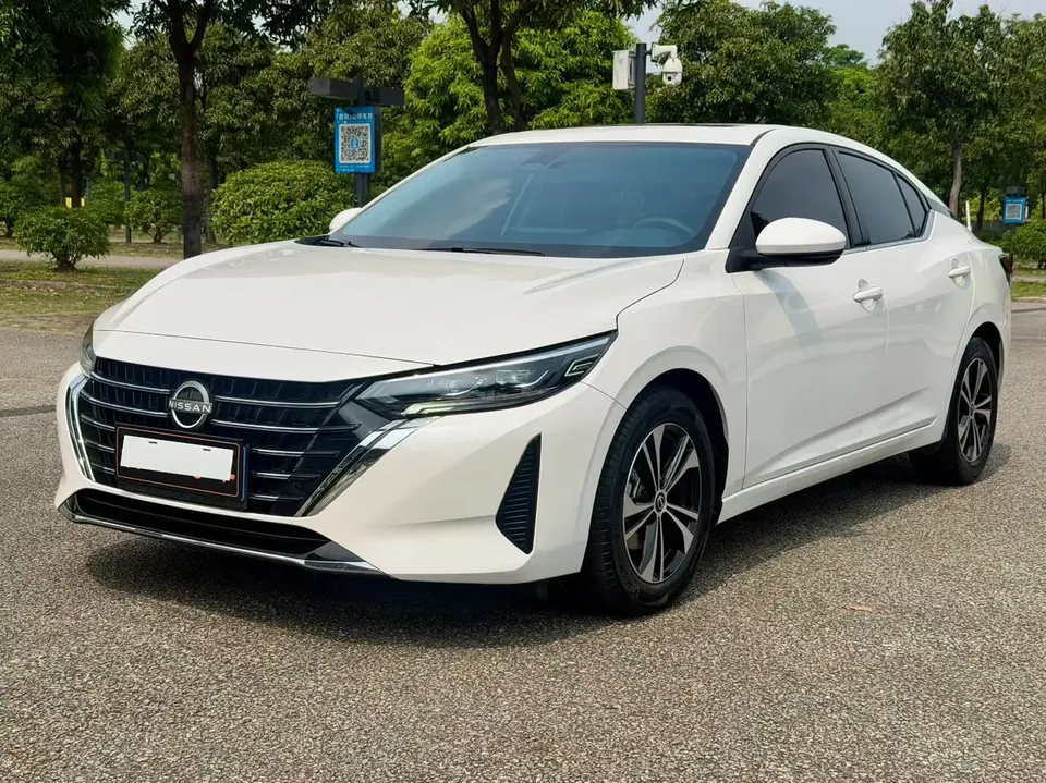 Nissan Sylphy Sylphy 2023 1.6L CVT Enjoy Edition 2023 — photo 1, buy with delivery to Moscow
