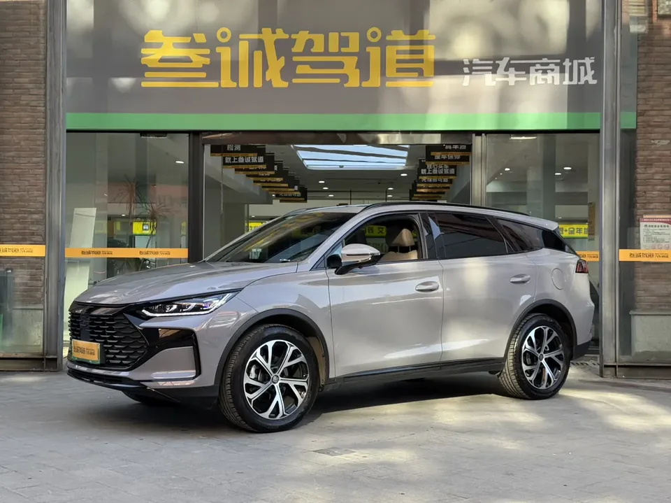 BYD Tang DM 2025