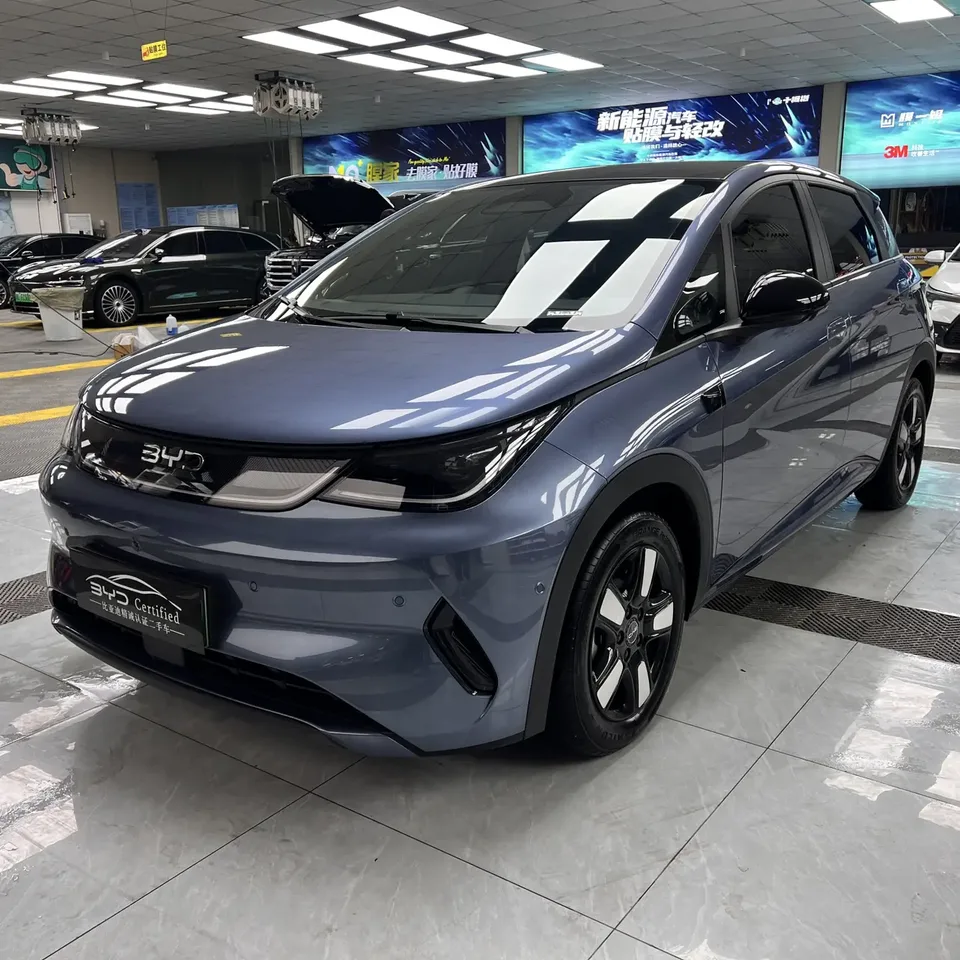 BYD Dolphin 2025