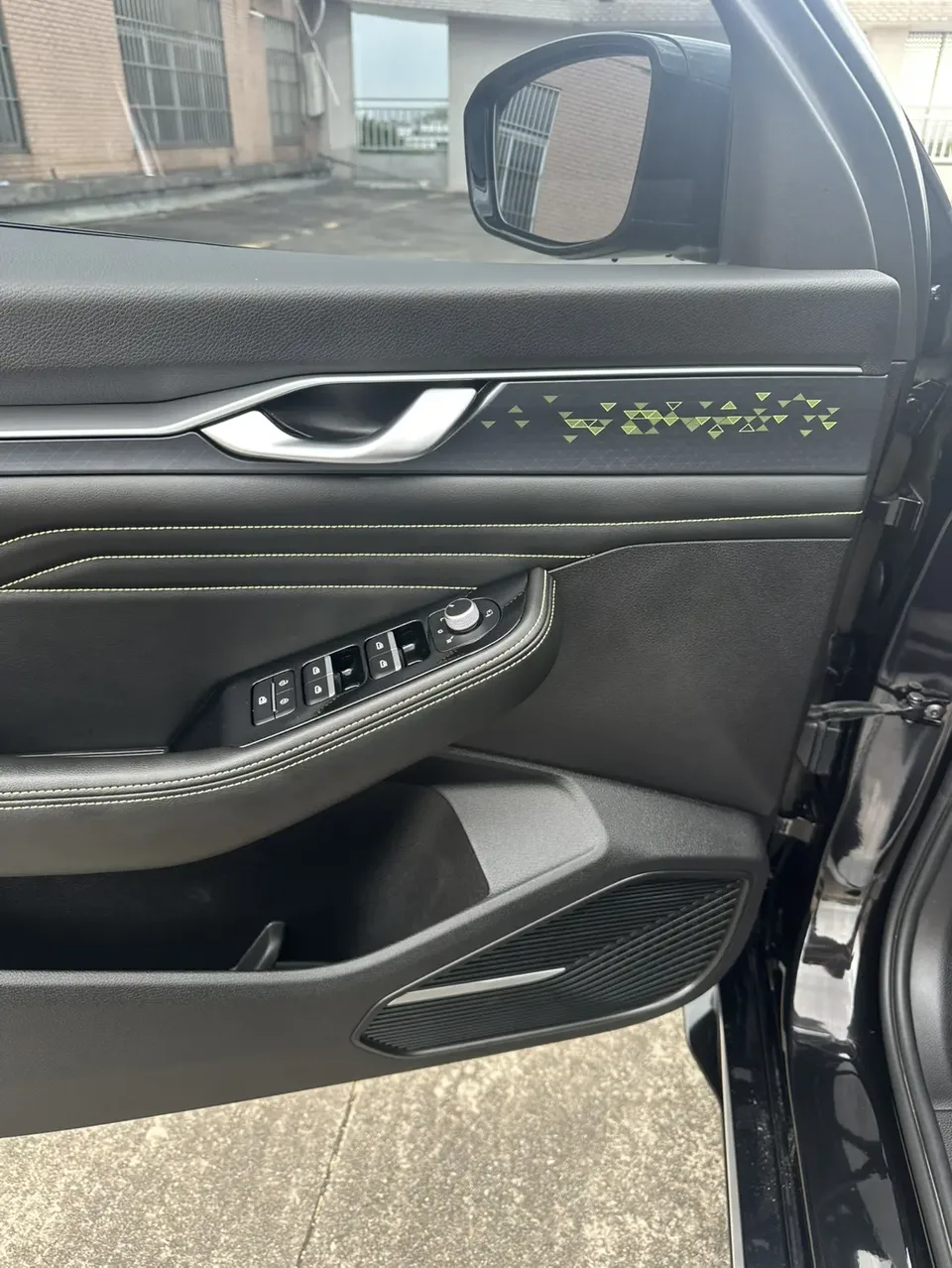 Geely Preface Xing Rui 2023 1.5T Kunlun Edition 2024 — thumbnail 4
