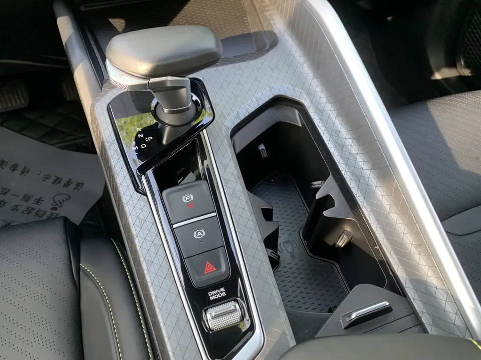 Geely Xing Rui 1.5T Fuyao Edition 2024 — миниатюра 4