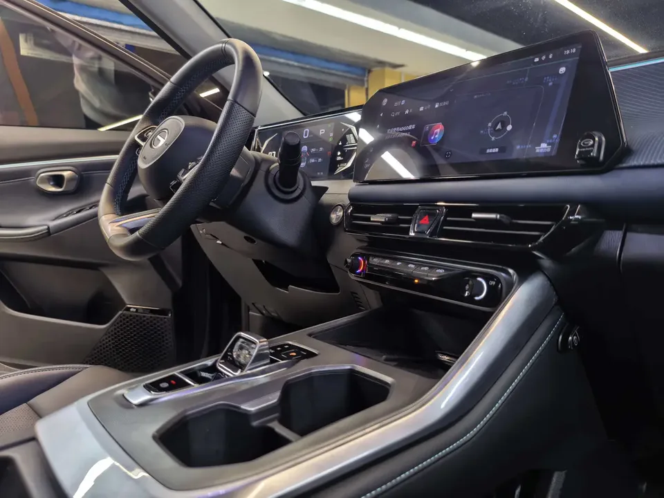 GAC Trumpchi GS3 Trumpchi GS3 2023 Shadow Speed 270T Jinzhi Edition 2023 — миниатюра 3