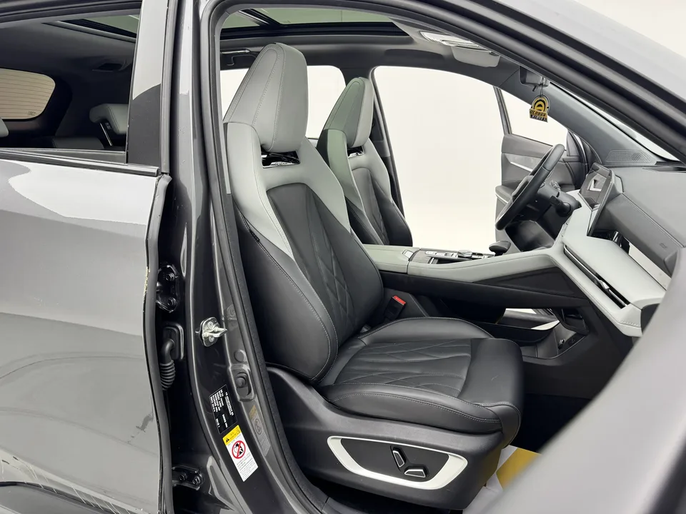 Changan CS75PLUS third generation champion version 2.0T automatic intelligent driving powerful engine 2024 — миниатюра 4