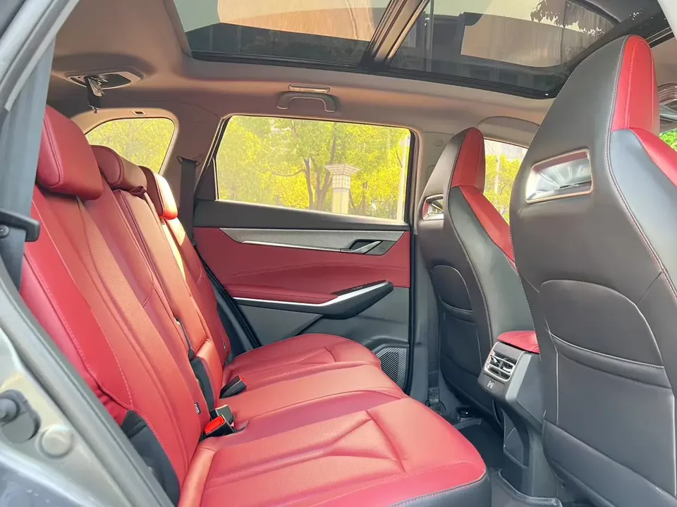 Changan CS75PLUS third generation 1.5T automatic premium model 2023 — миниатюра 3