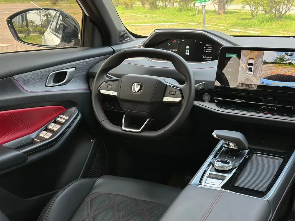 Changan CS55 Plus Changan CS55 PLUS 2024 third generation 1.5T DCT premium model 2024 — миниатюра 4