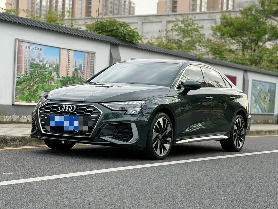 Audi A3 facelift A3L Limousine 35 TFSI stylish and sporty 2023 — фото 1, купить с доставкой в Москву