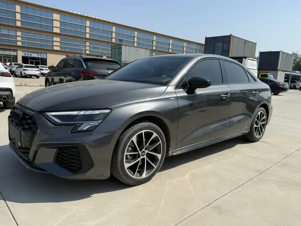 Audi A3 Sportback 35 TFSI Aggressive Sports Edition 2022 — фото 1, купить с доставкой в Москву