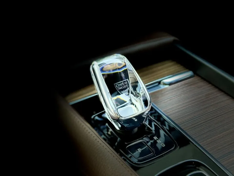 Volvo S60 Volvo S60 2023 B4 Zhiyuan Luxury Edition 2022 — миниатюра 3