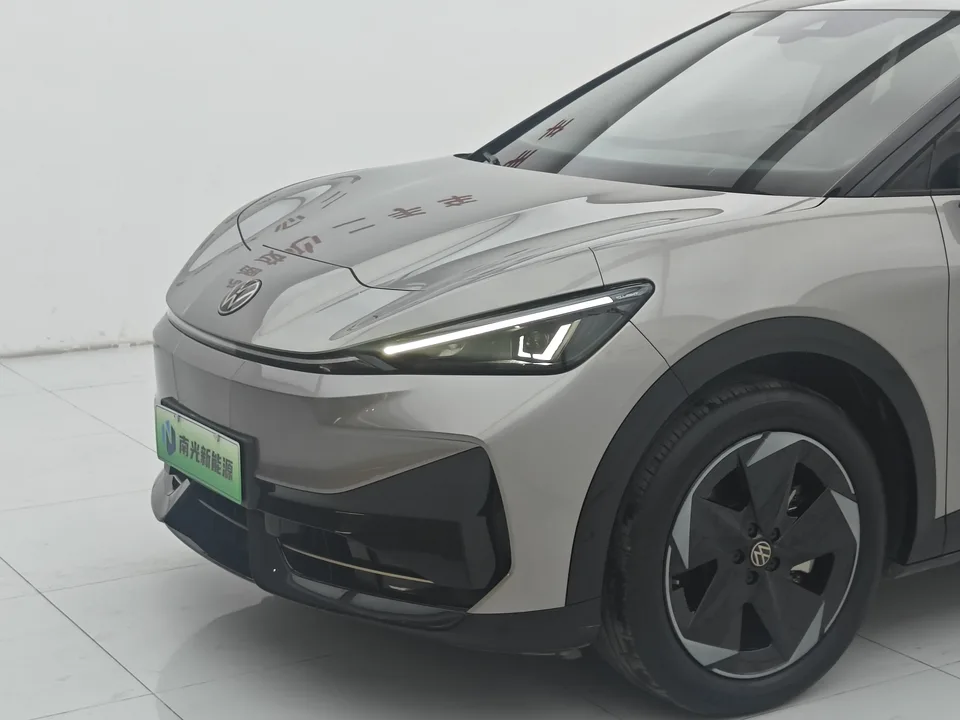 Volkswagen With the crowd06 Pro model with long battery life 2025 — миниатюра 2