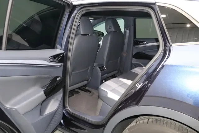 Volkswagen ID.4 Crozz facelift PURE+ 2024 — миниатюра 3