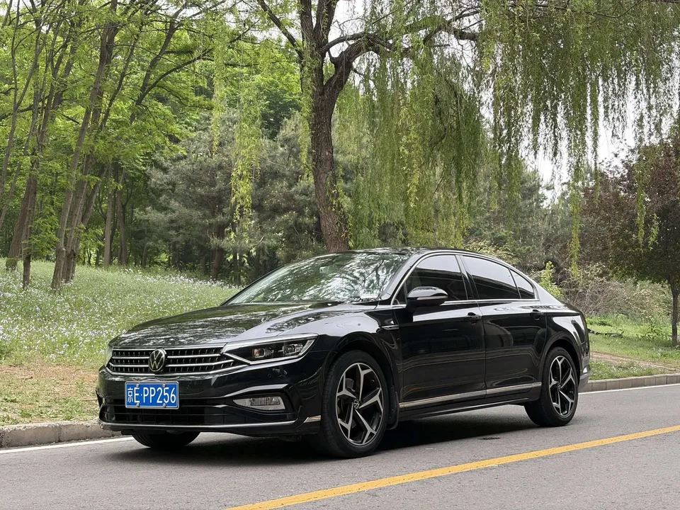 Volkswagen Magotan 2023