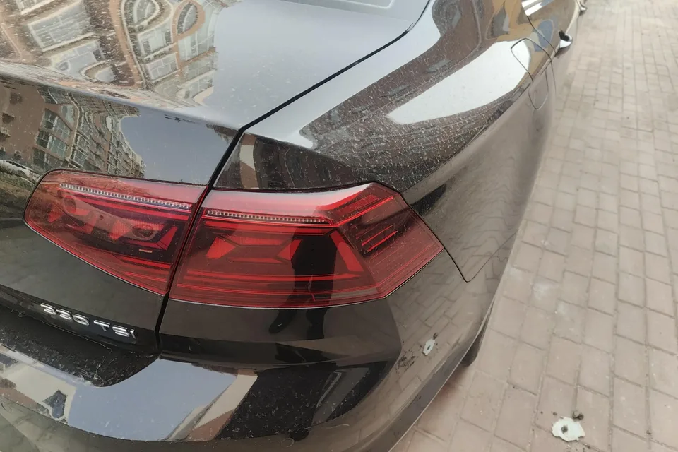 Volkswagen Magotan Magotan 2023 2 million commemorative edition 330TSI DSG leading model 2023 — миниатюра 3