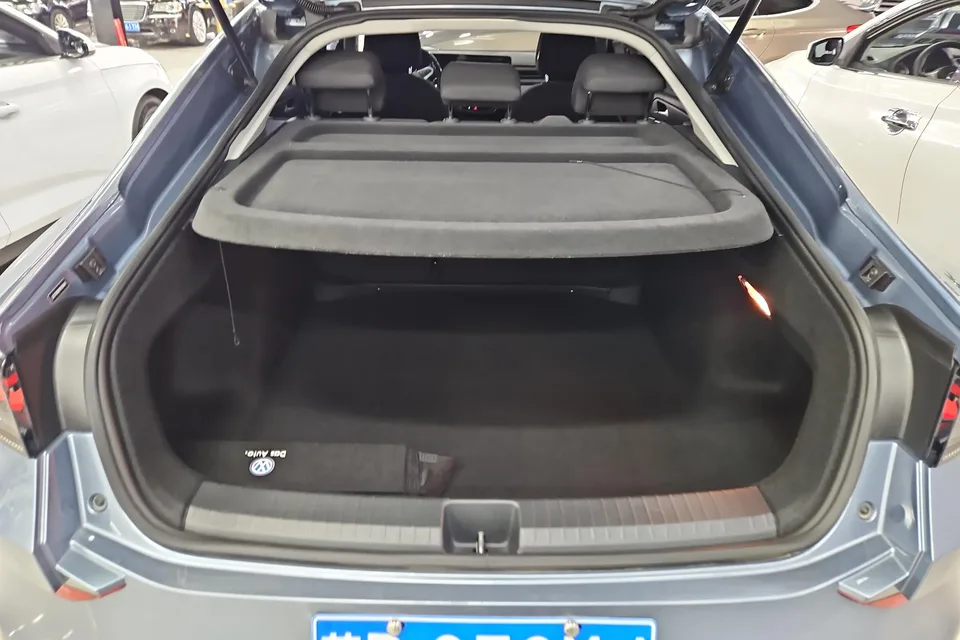 Volkswagen Lamando Lingdu 2024 Lingdu L 200TSI DSG Hot Edition 2024 — миниатюра 5