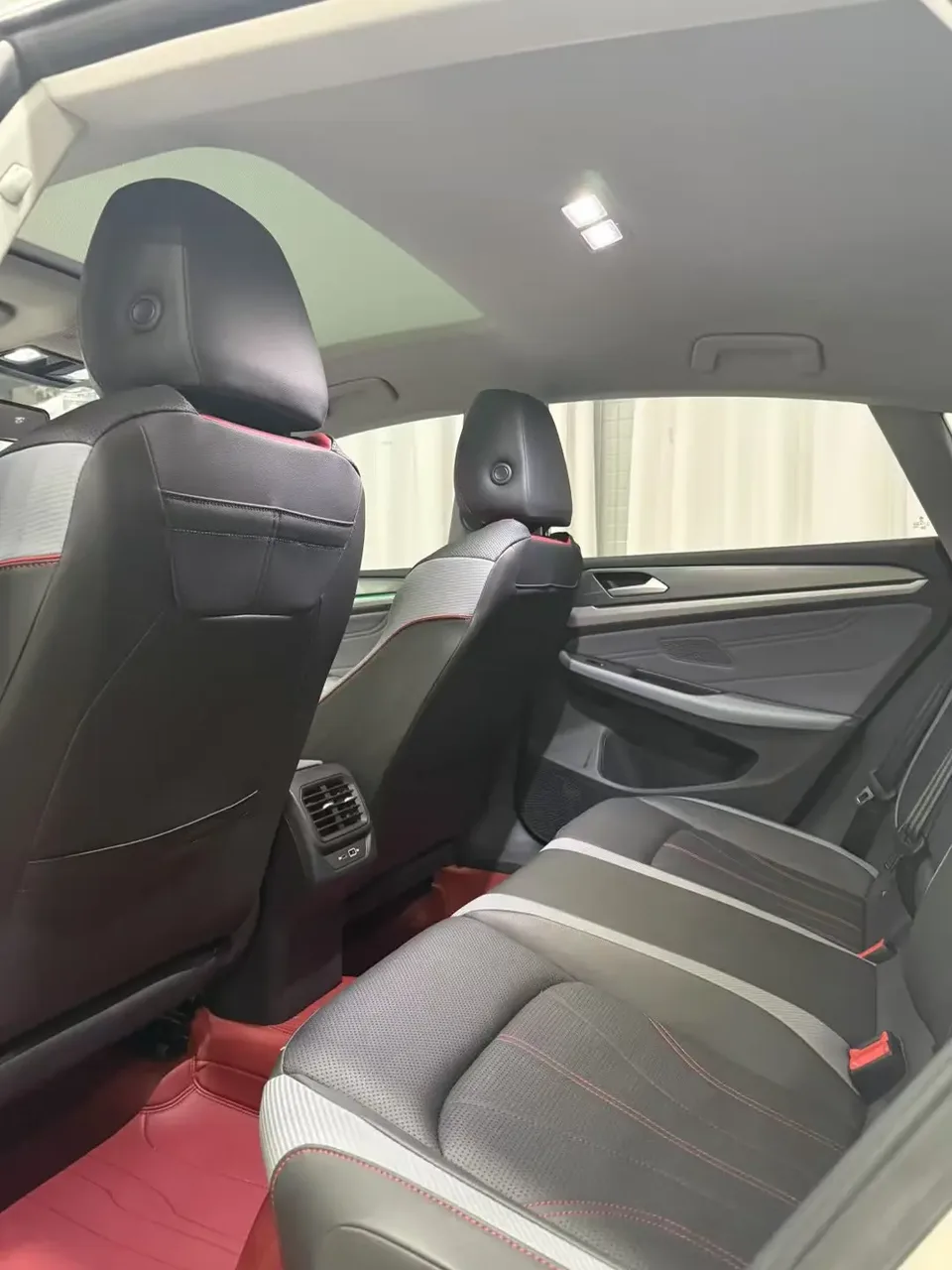 Volkswagen Lamando Lingdu 2025 Lingdu L 280TSI DSG Cool Edition 2025 — thumbnail 3