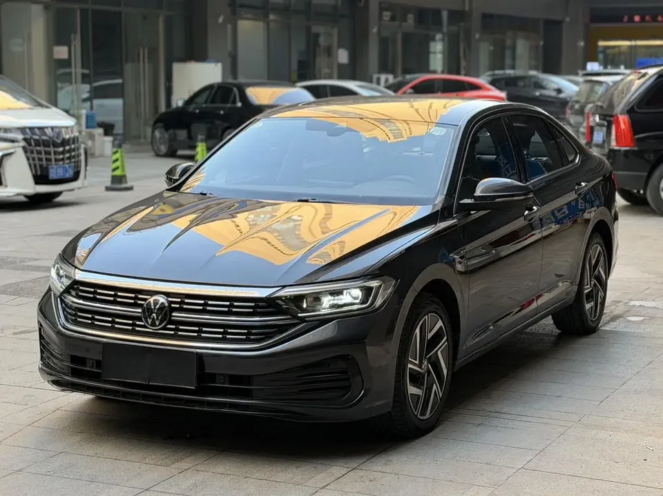 Volkswagen Sagitar Sagitar 2023 200TSI DSG Beyond Edition 2023 — photo 1, buy with delivery to Moscow