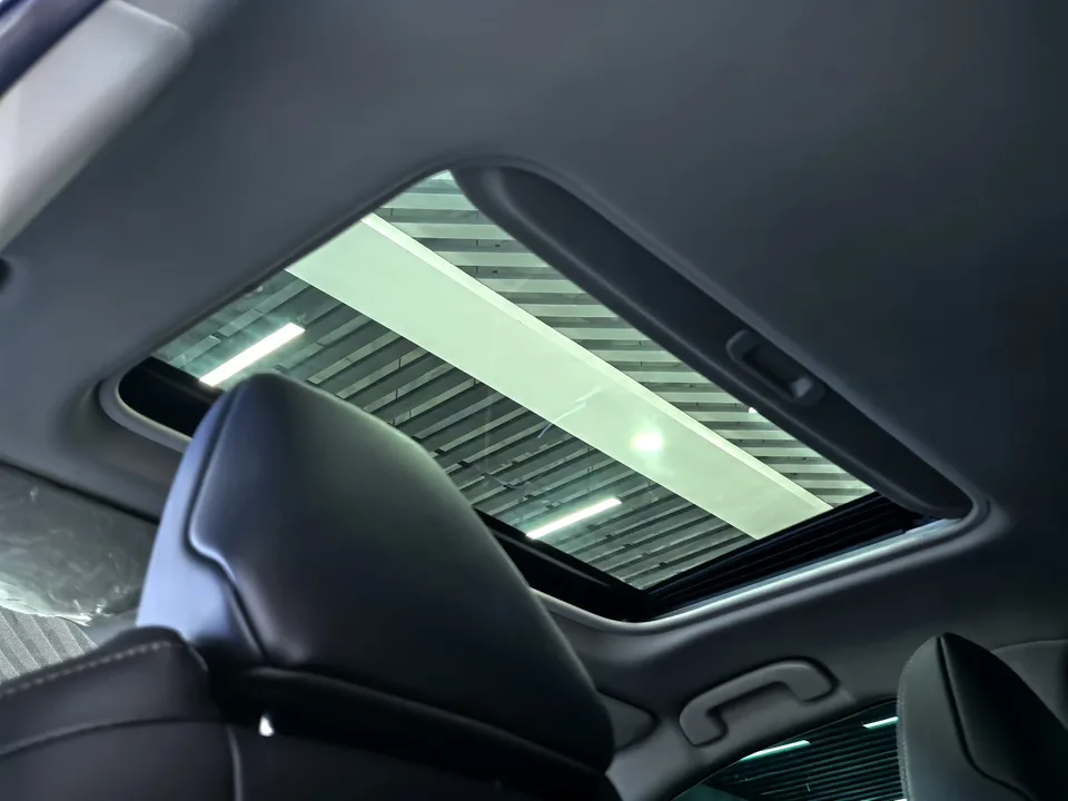 Toyota Willanda 2.0L 2WD Urban Edition 2025 — миниатюра 5