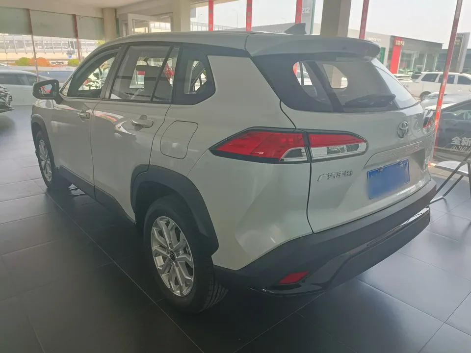 Toyota Frontlander 2.0L CVT Elite Edition 2025 — миниатюра 3