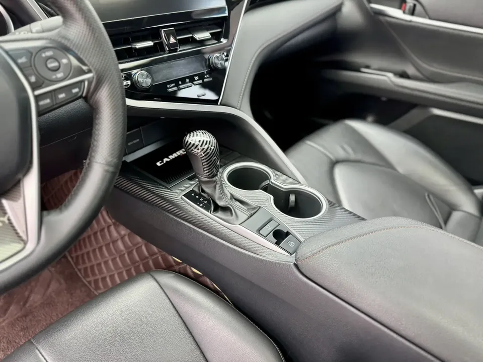 Toyota Camry 2.0G Deluxe Edition 2023 — миниатюра 5
