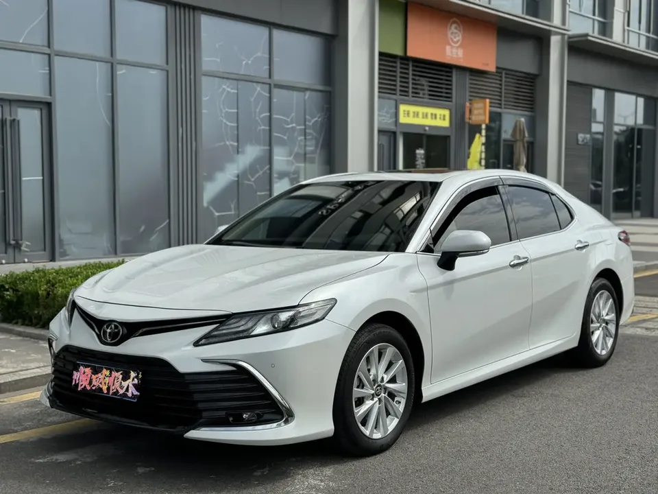 Toyota Camry 2022