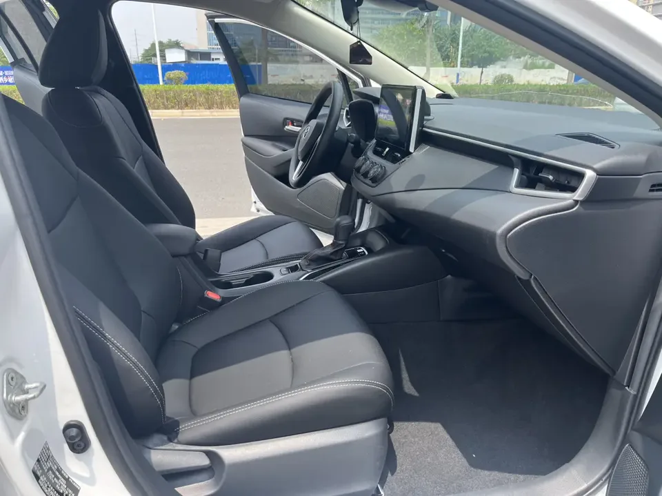 Toyota Corolla 1.2T S-CVT Pioneer PLUS Edition 2023 — миниатюра 3