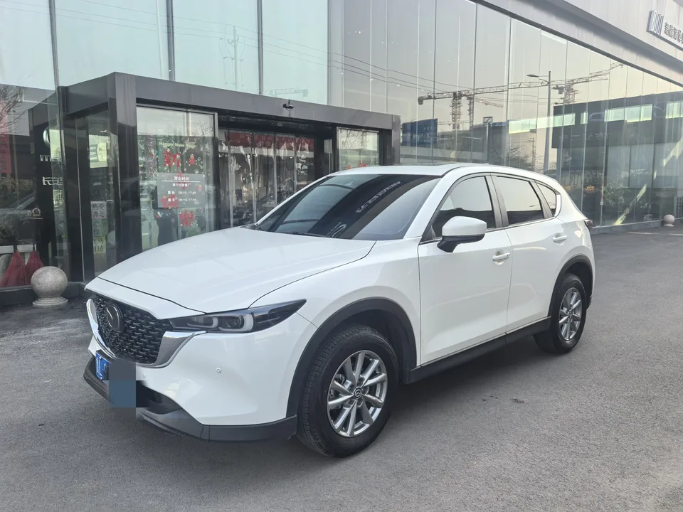 Mazda CX-5 CX-5 2024 Mazda CX-5 2024 2.0L automatic two-wheel drive Zhishang Pro 2024 — photo 1, buy with delivery to Moscow