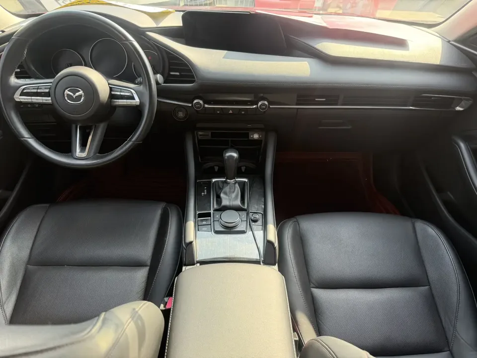 Mazda Axela Mazda3 Angkesela 2021 2.0L Automatic Premium Edition 2022 — thumbnail 5