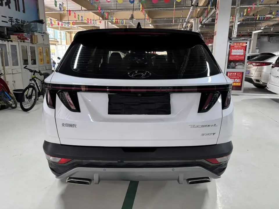 Hyundai tucson l Tucson L 1.5T 20th SE two-wheel drive 20th anniversary edition N Line 2022 — миниатюра 2